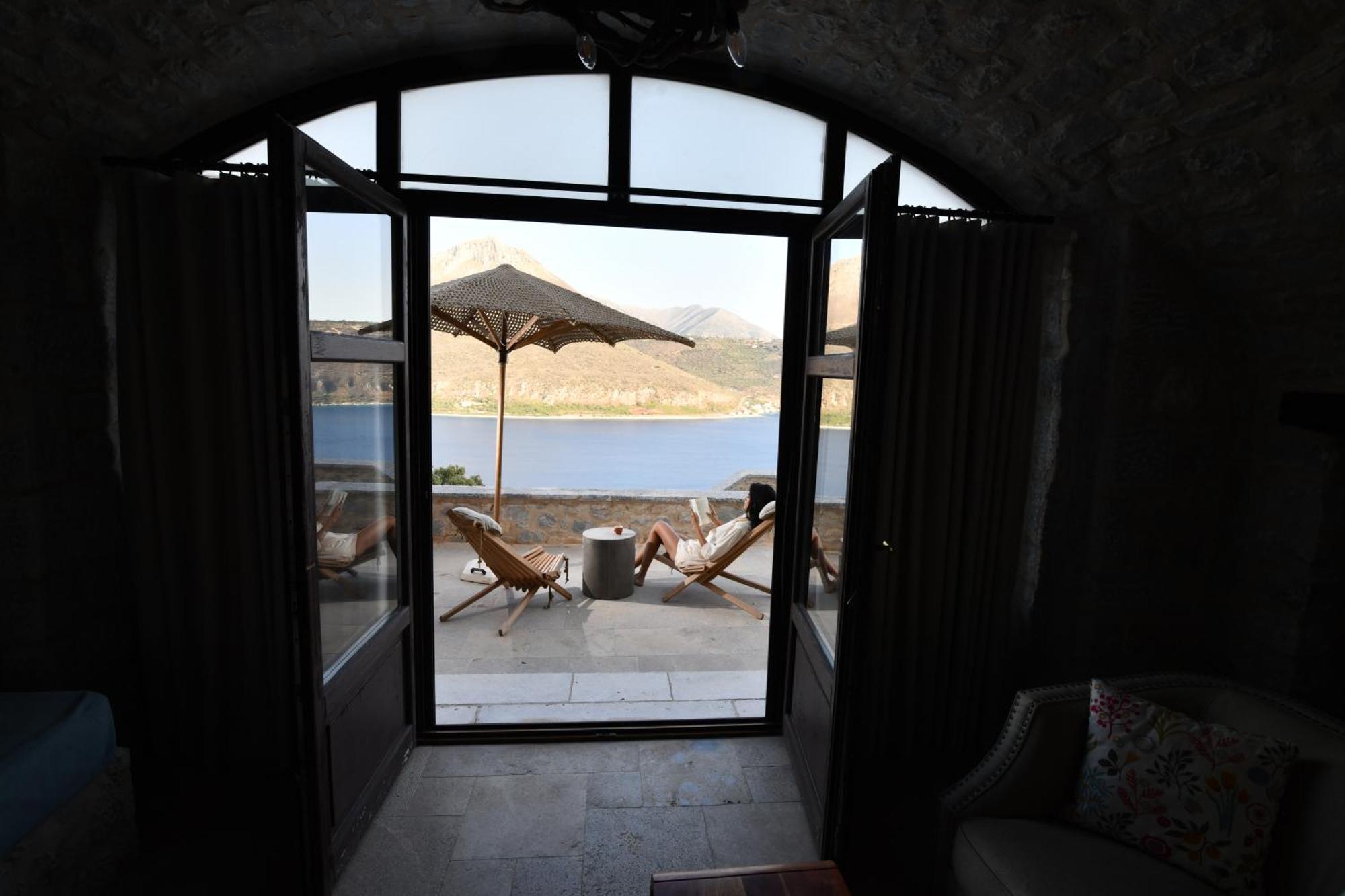 Petra & Fos Boutique Hotel & Spa Oitilon Exterior photo