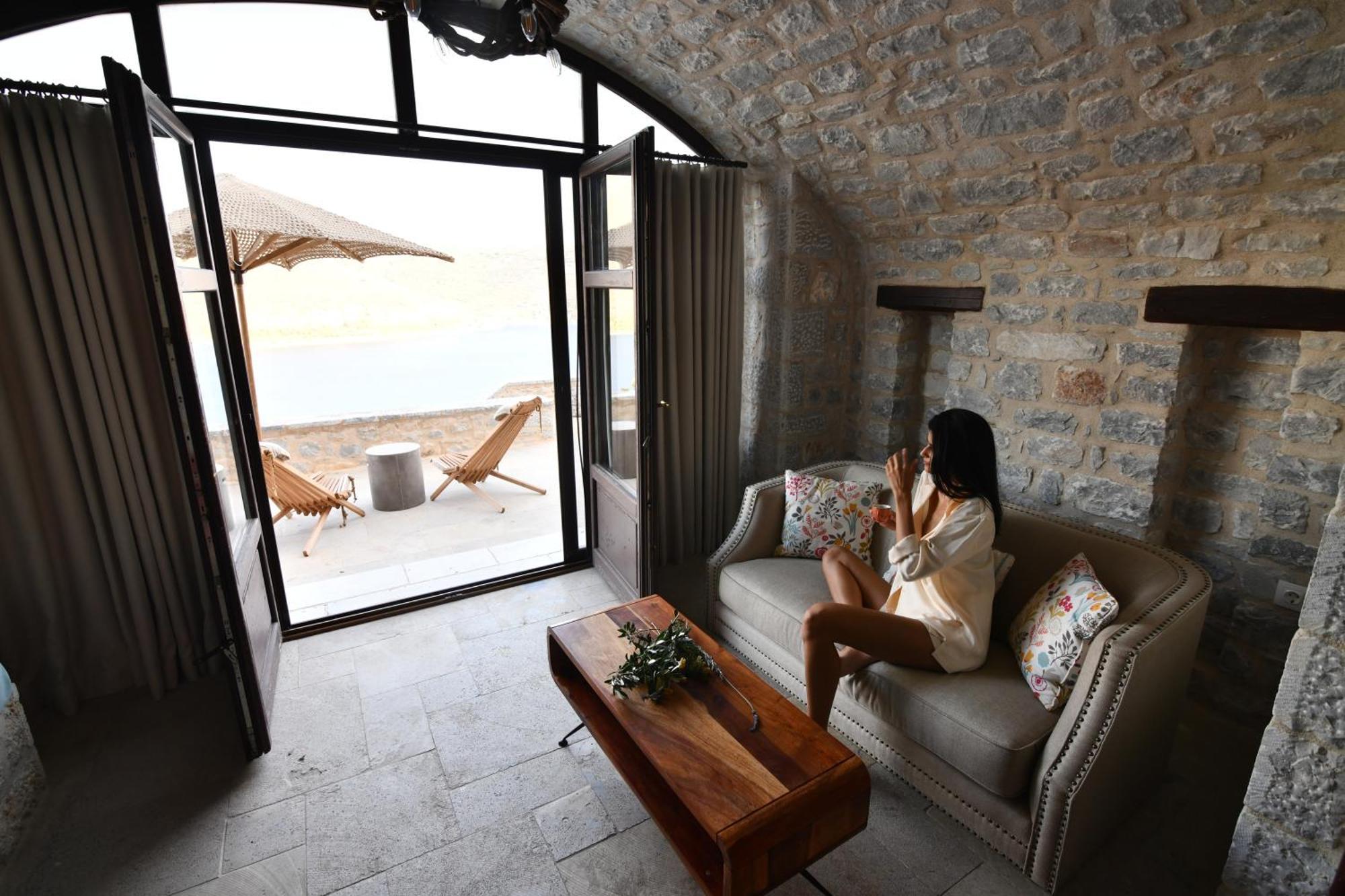 Petra & Fos Boutique Hotel & Spa Oitilon Exterior photo
