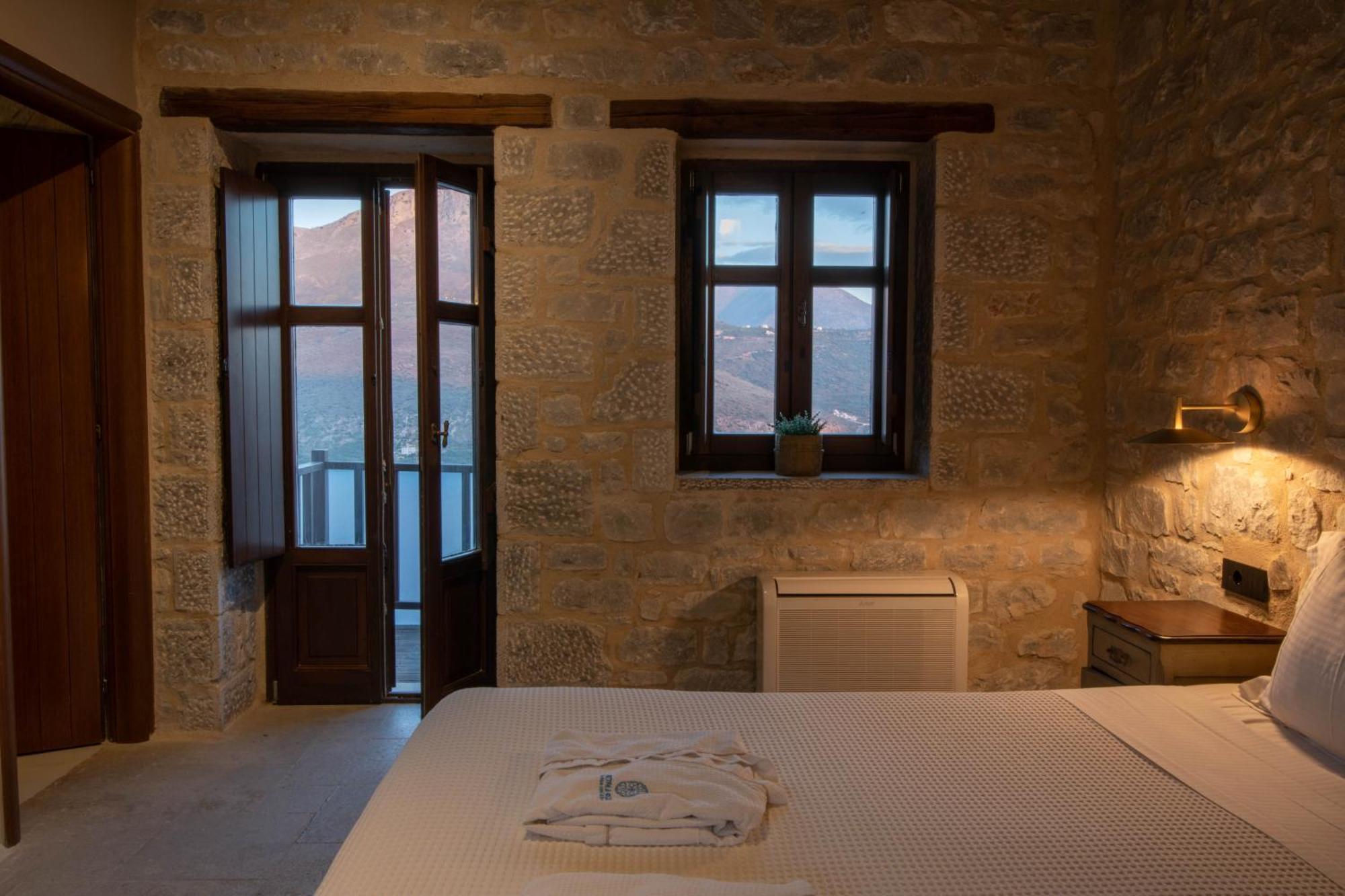 Petra & Fos Boutique Hotel & Spa Oitilon Exterior photo